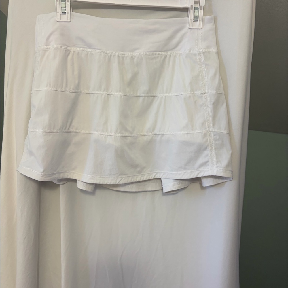 Lululemon Cream Athletic Skort size 6 Tall